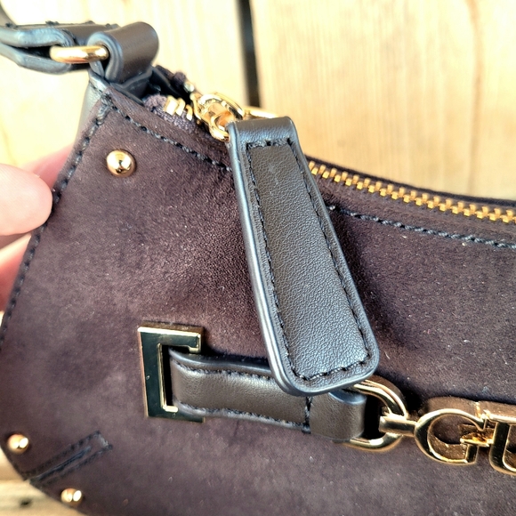 GUESS Suede Northlake Small Chocolate Tote With Crossbody Strap Handbag - Picture 4 of 8